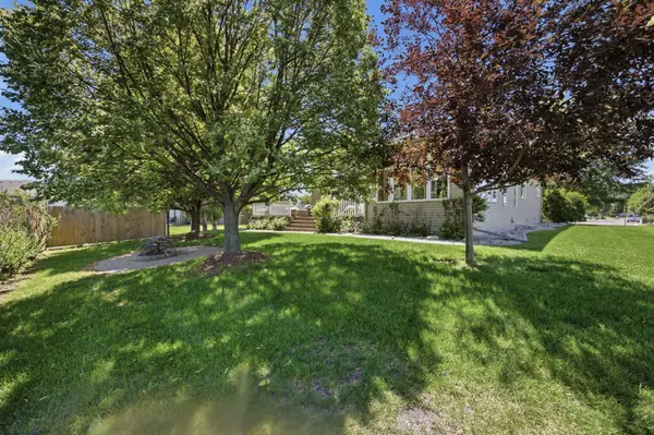868 32nd ST S, Moorhead, MN 56560