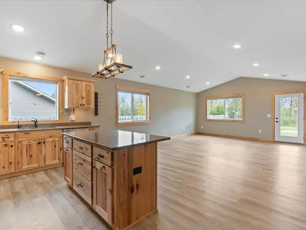 470 Spruce DR, Staples, MN 56479