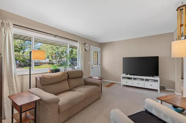 7740 Regent AVE N, Brooklyn Park, MN 55443