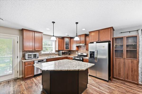 2169 Cedar Grove TRL, Eagan, MN 55122