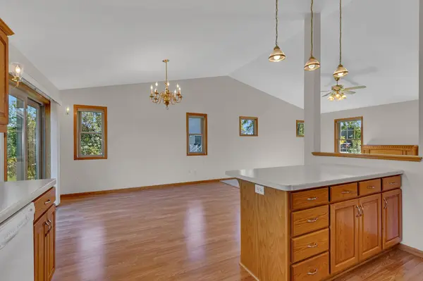 1037 Cory LN, Saint Cloud, MN 56303