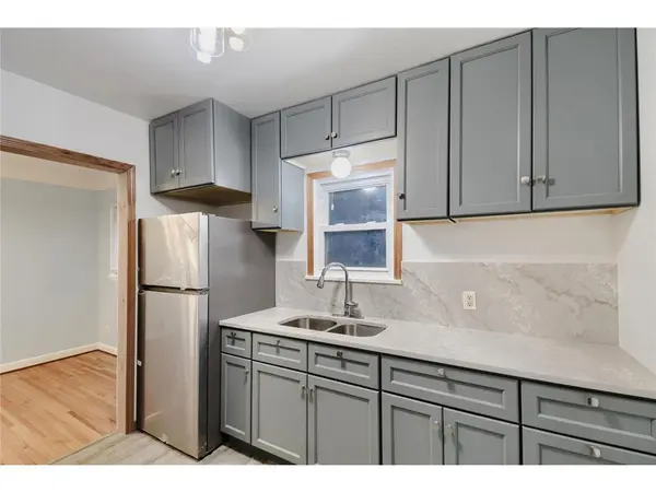 2002 Bush AVE E, Saint Paul, MN 55119