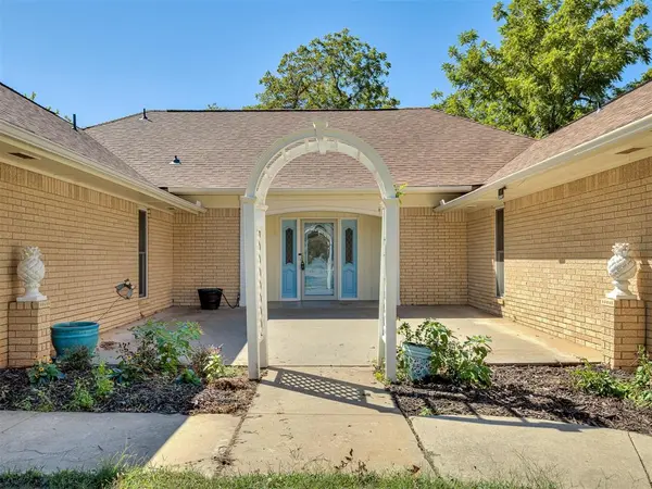 11716 NW 119th ST, Yukon, OK 73099