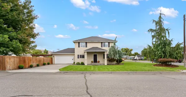 1431 Grant Ave, Prosser, WA 99350