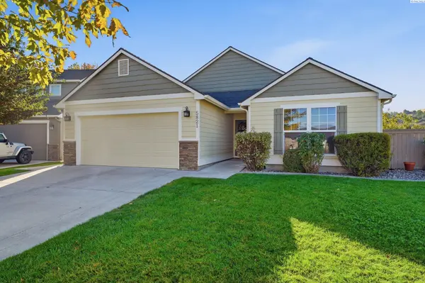 5821 W 17th Ave, Kennewick, WA 99338