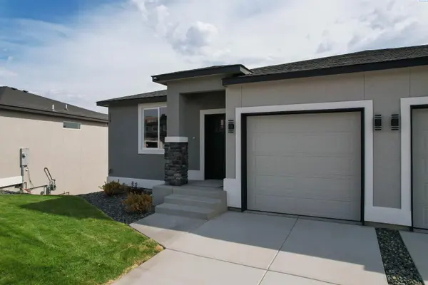 831 Rio Vista Loop #Lot32, Richland, WA 99352