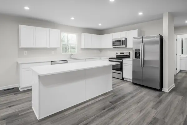 638 Inez Dr, Smyrna, TN 37167