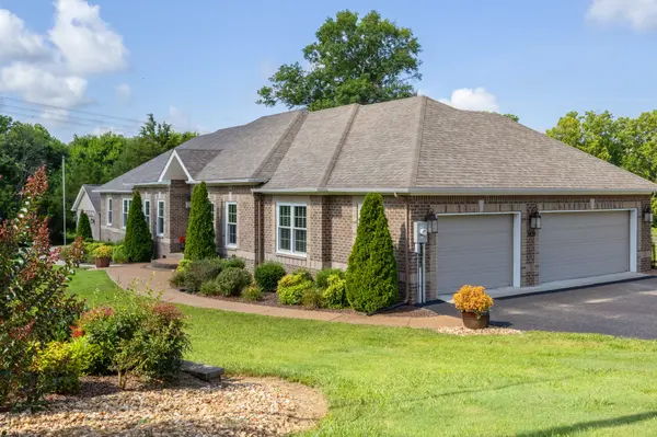 1439 Cliff Amos Rd, Spring Hill, TN 37174
