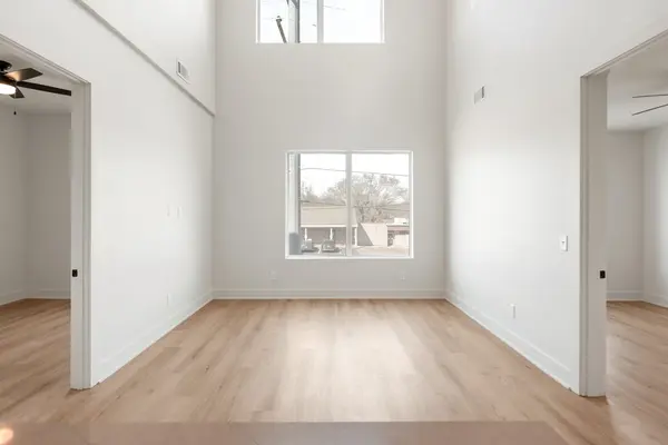 1090 Haysboro Ave #211, Nashville, TN 37216
