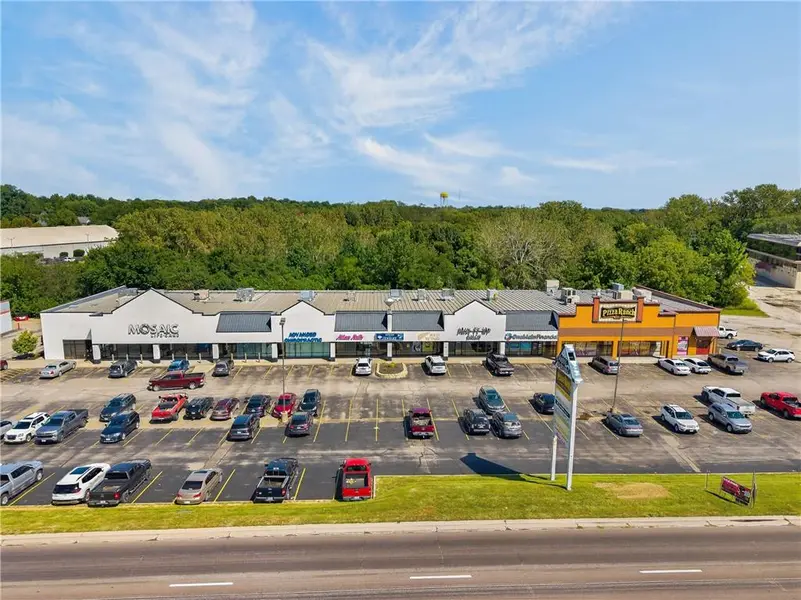 3007 N Belt HWY, St Joseph, MO 64506
