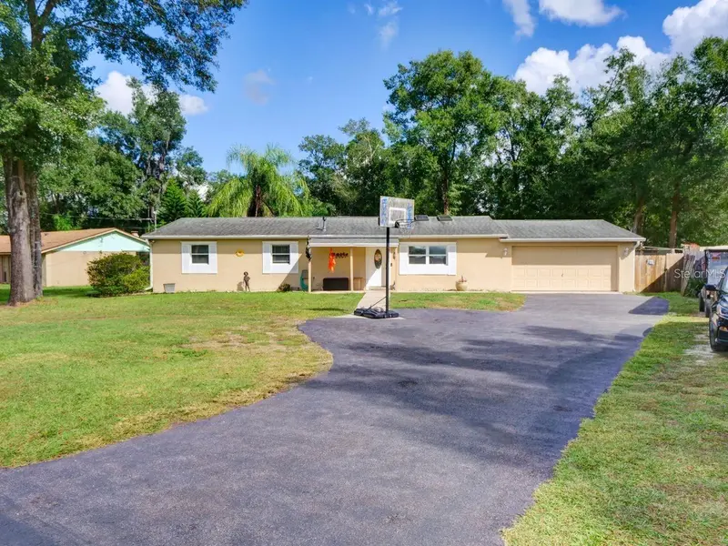 31126 PRESTWICK AVE, Sorrento, FL 32776
