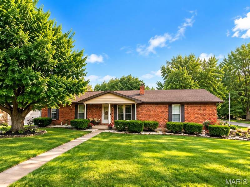 202 Kingsway ST, Farmington, MO 63640