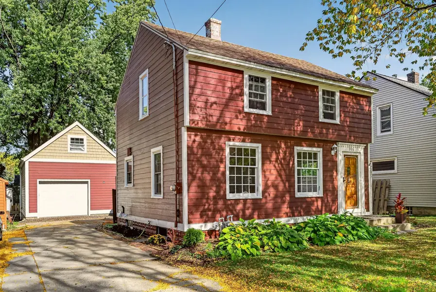 915 9 1/2 ST SE, Rochester, MN 55904
