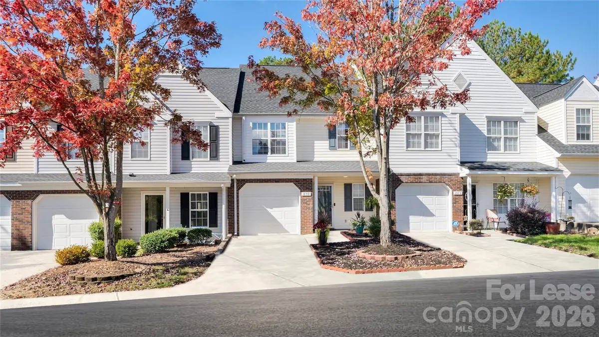 859 Pelican Bay DR, Pineville, NC 28134
