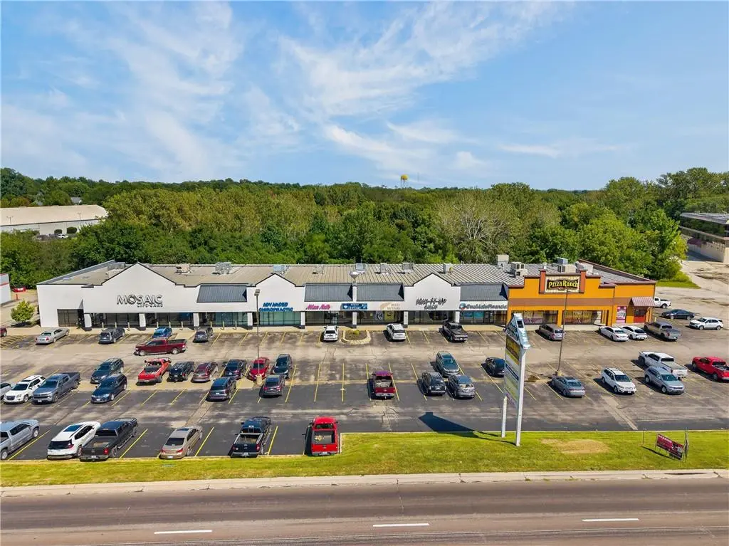 3007 N Belt HWY, St Joseph, MO 64506