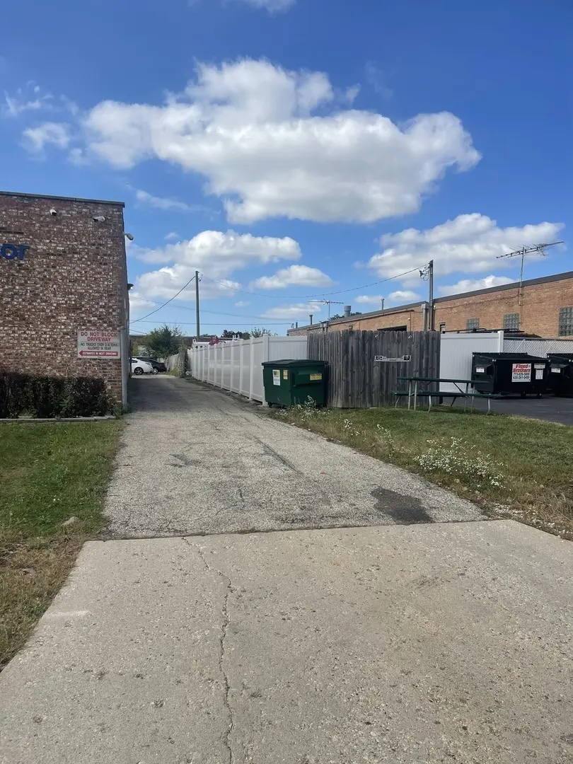 1212 MITCHELL BLVD, Schaumburg, IL 60193