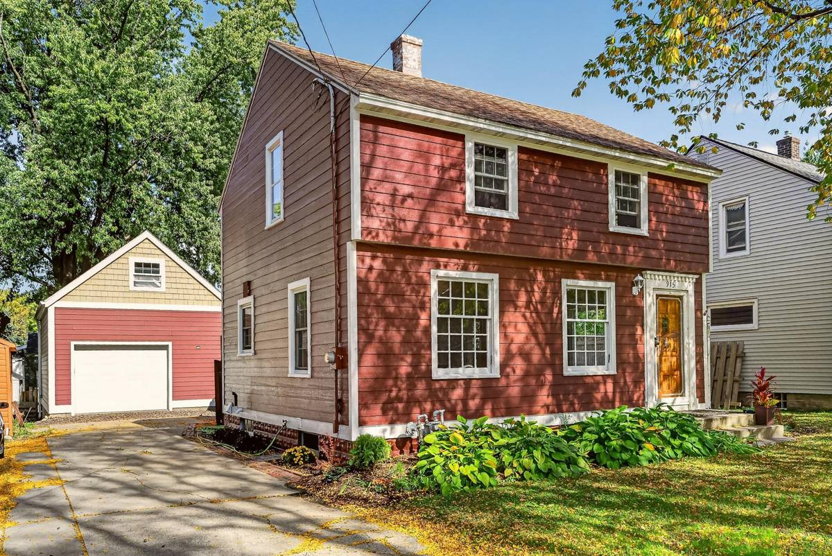 915 9 1/2 ST SE, Rochester, MN 55904