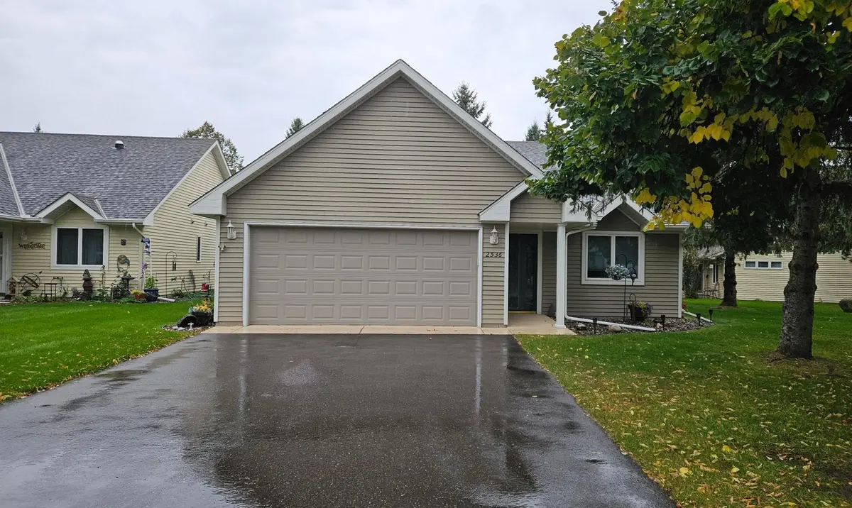 2536 Woodridge LN, Brainerd, MN 56401