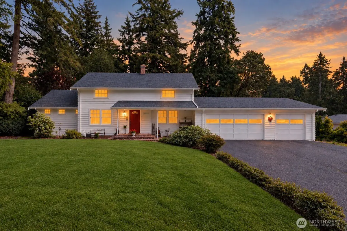 12101 Nyanza RD SW, Lakewood, WA 98499