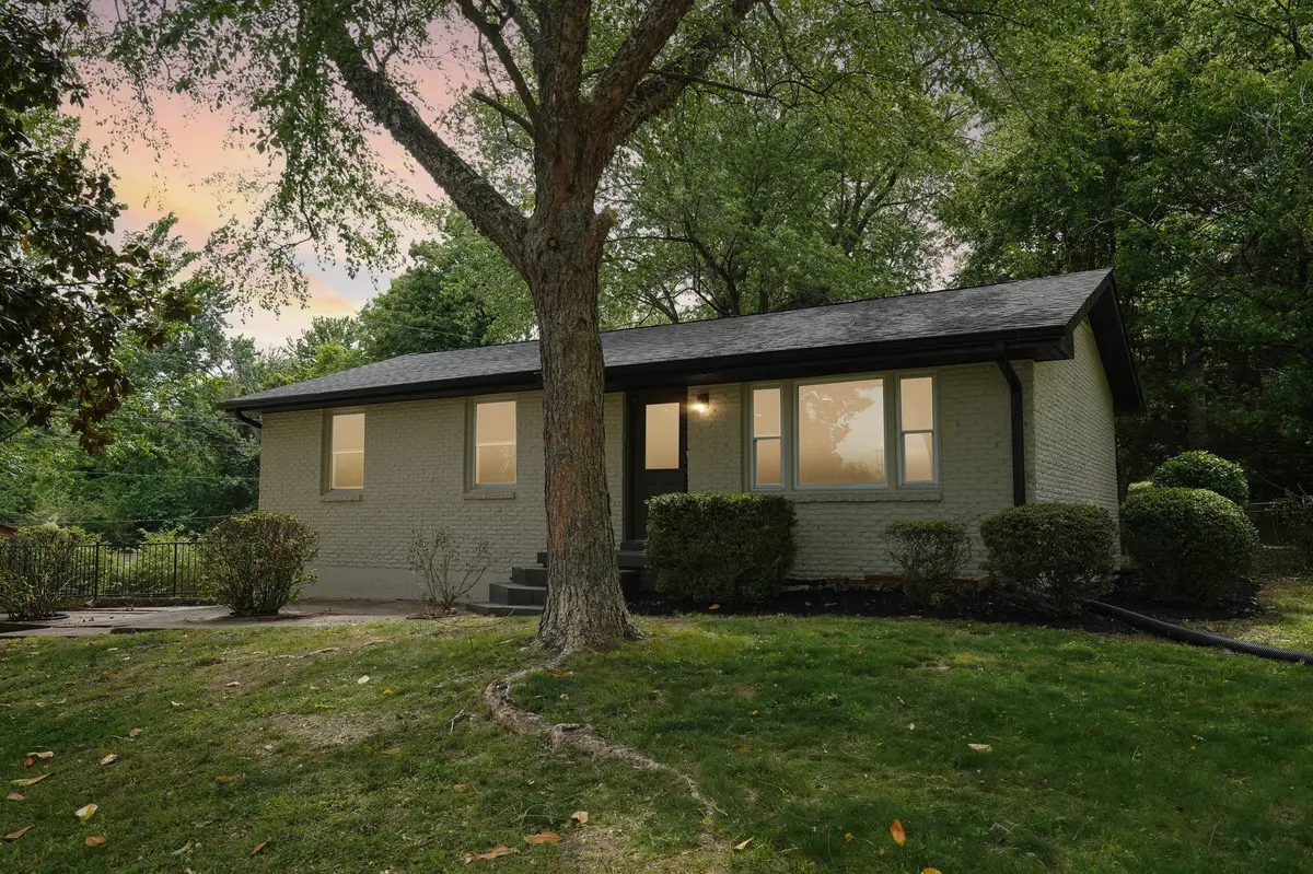 504 Kenney Dr, Clarksville, TN 37042