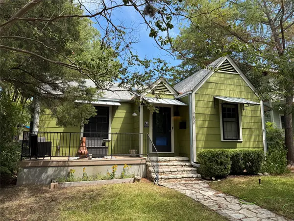 702 E 45th 1/2 ST, Austin, TX 78751