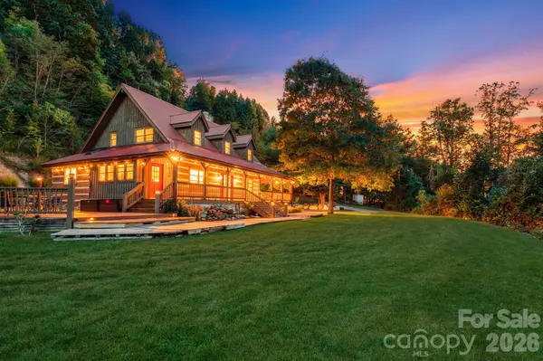 291 Haw View VW, Mars Hill, NC 28754