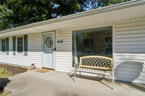 18510 E 5th ST #N, Independence, MO 64056