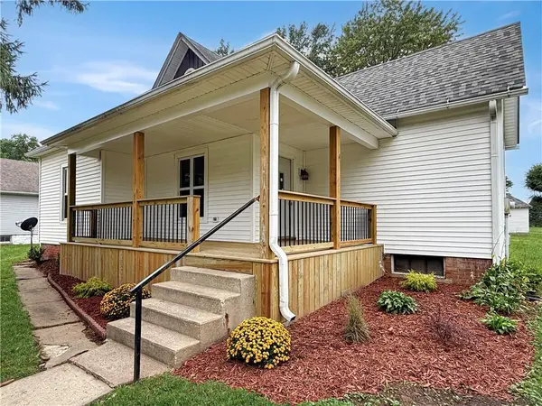 1100 Walnut ST, Higginsville, MO 64037