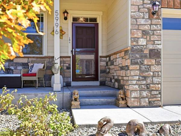 5996 Point Rider, Castle Rock, CO 80104