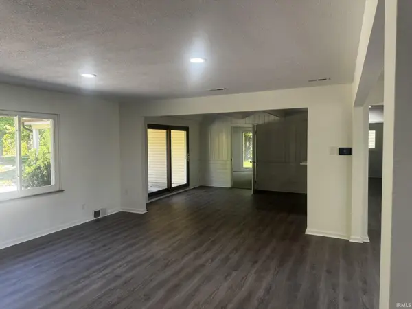 816 Ludwig Park DR, Fort Wayne, IN 46825-4018