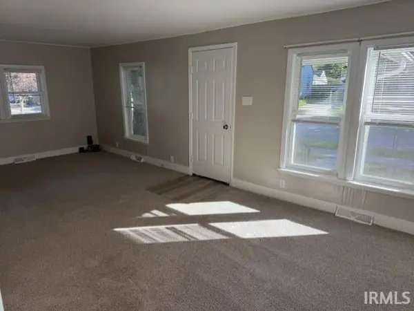 921 Dierkes ST, Decatur, IN 46733