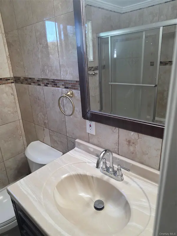 452 Jefferson ST, Massapequa, NY 11758
