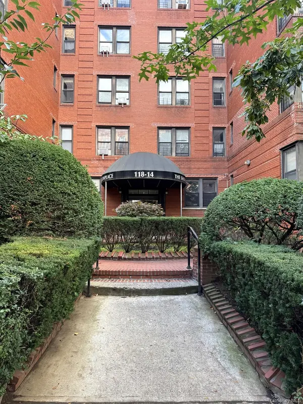 118-14 83rd AVE #4N, Kew Gardens, NY 11415