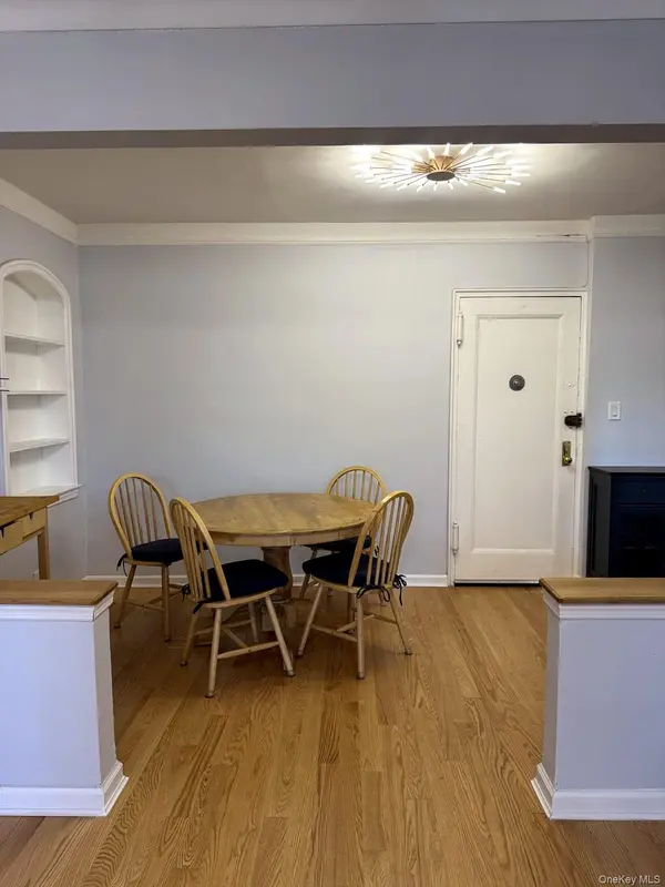 118-14 83rd AVE #4N, Kew Gardens, NY 11415