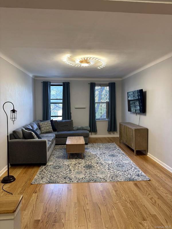 118-14 83rd AVE #4N, Kew Gardens, NY 11415