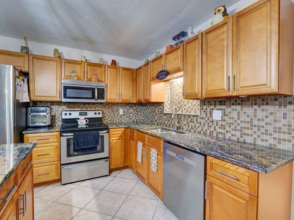 31126 PRESTWICK AVE, Sorrento, FL 32776