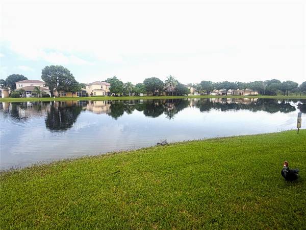 10355 LITTLE MUSTANG WAY, Lake Worth, FL 33449