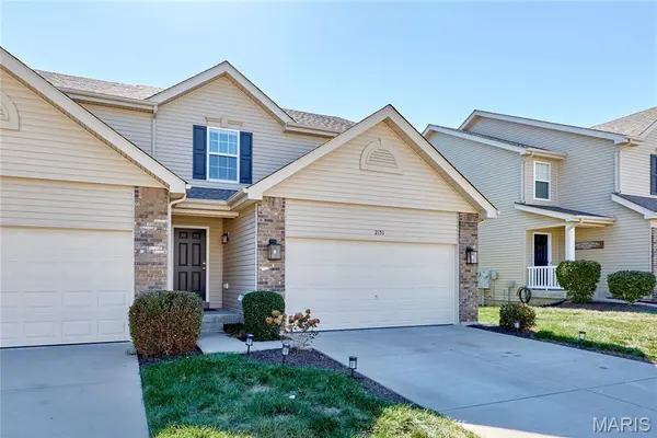 2151 Orchid Blossom CT, St Peters, MO 63376