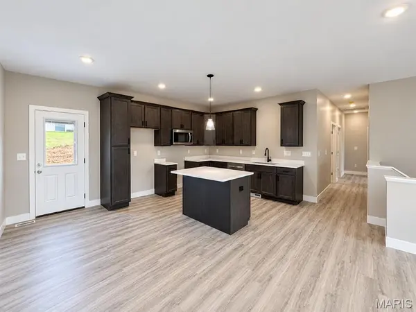 112 Ventnor AVE, Union, MO 63084