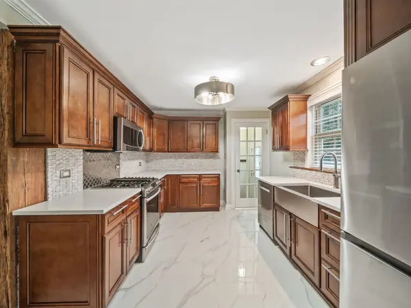 1508 Potter RD, Park Ridge, IL 60068