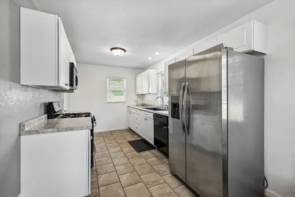 1215 Evergreen, Waterloo, IA 50701