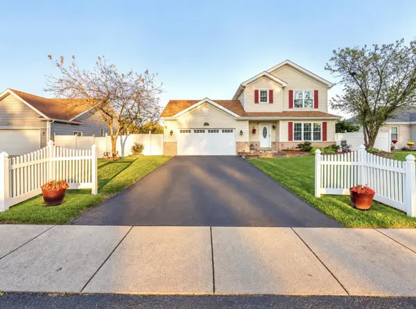 9343 Buchanan ST, Crown Point, IN 46307
