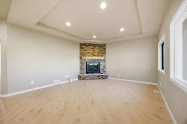 4761 Hampton LOOP S, Moorhead, MN 56560
