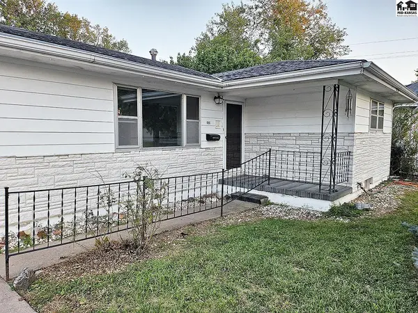 606 Montezuma Ct, Mcpherson, KS 67460