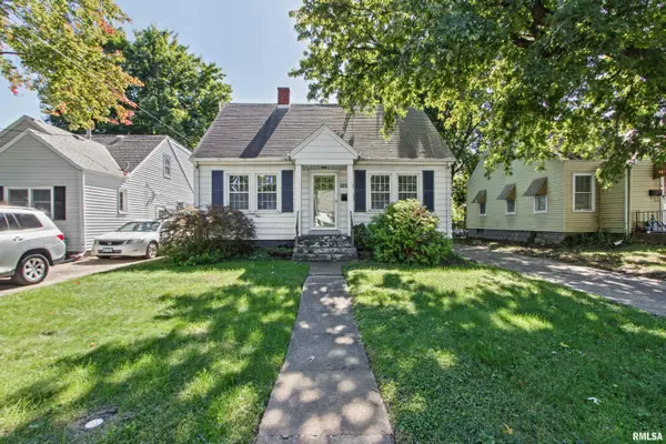 320 E ELMHURST AVE, Peoria, IL 61603