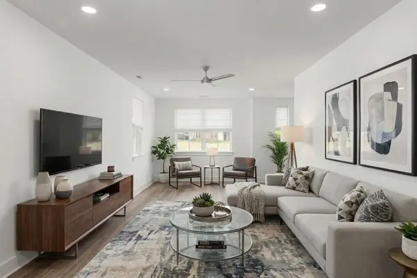 700 N DuPont Ave #105, Madison, TN 37115
