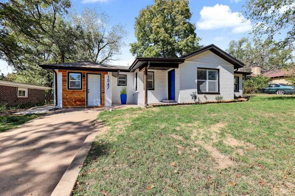 1547 N Gentry Dr, Wichita, KS 67208