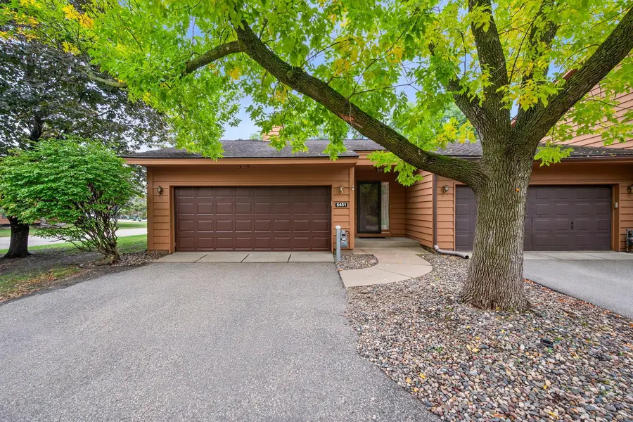 5451 Upper 147th ST W, Apple Valley, MN 55124