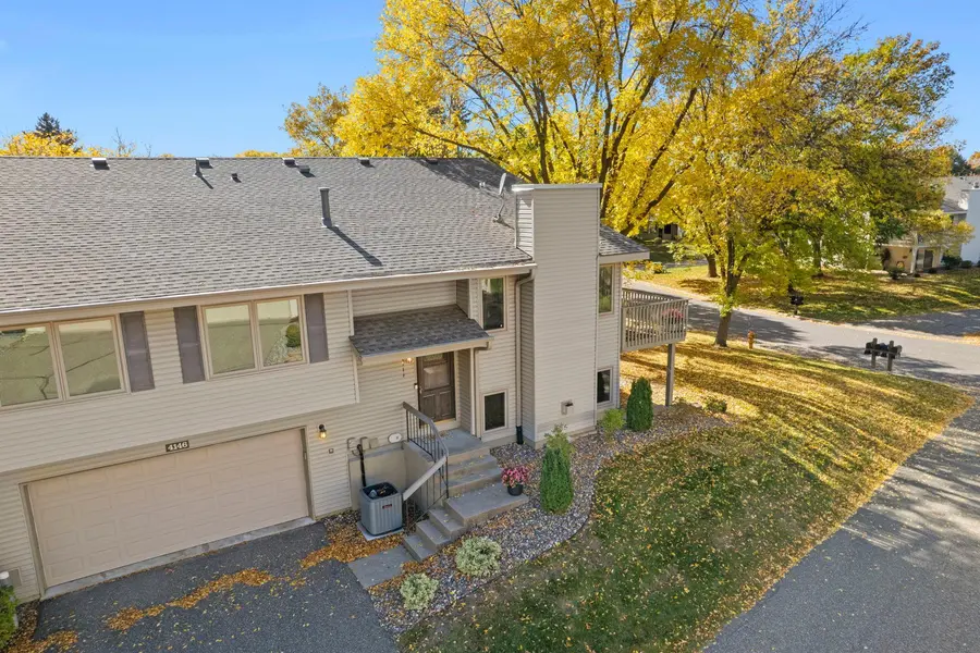 4146 Goldenrod LN N, Plymouth, MN 55441