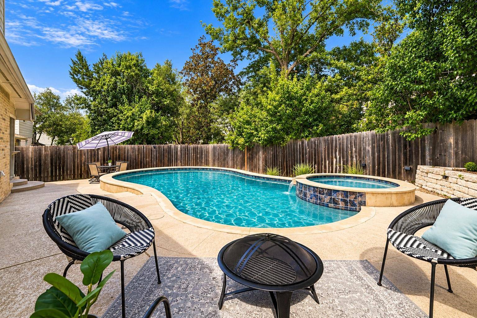 3135 Burks LN, Austin, TX 78732